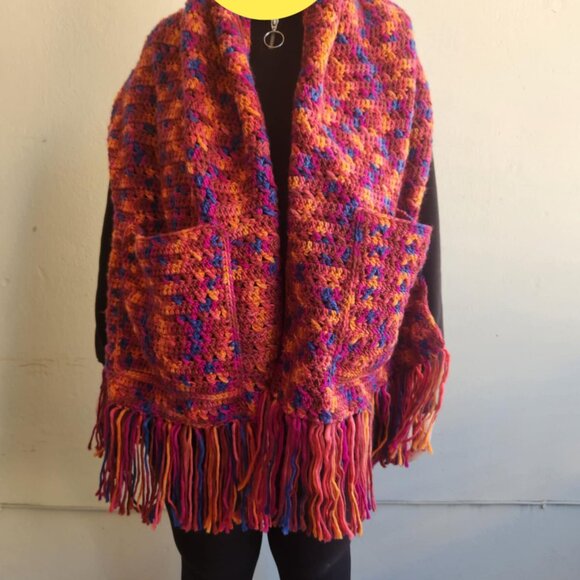 Shawl - blanket style / handmade/ knitted/ crochet - Picture 6 of 7